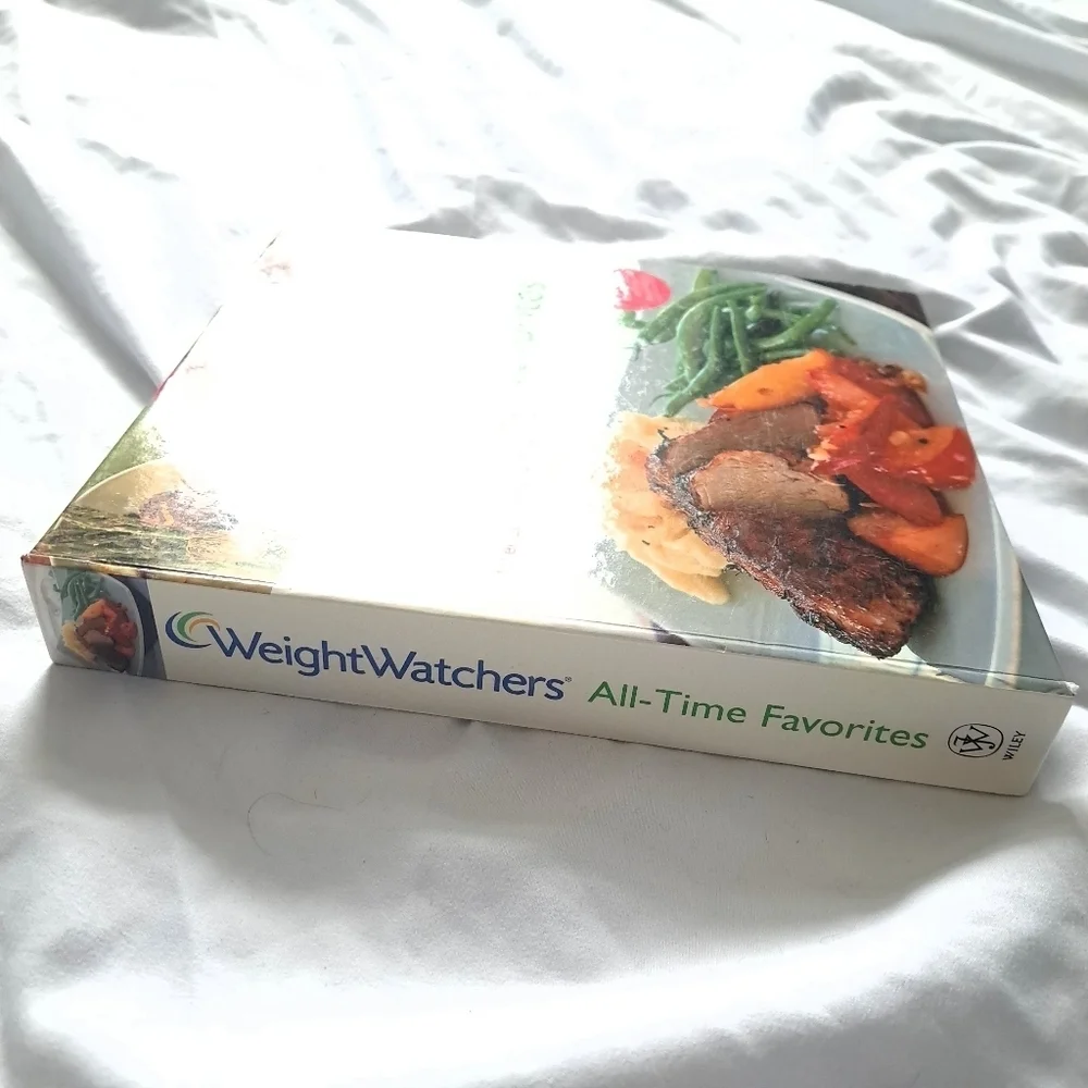 Weight Watchers All-Time Favorites Cookbook - Picture 2 of 8